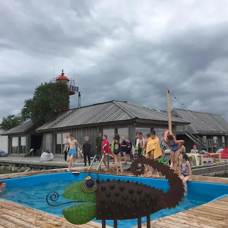 Vendégház Viirelaid Private Island Kuivastu