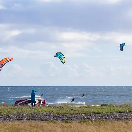 Viirelaid Private Island